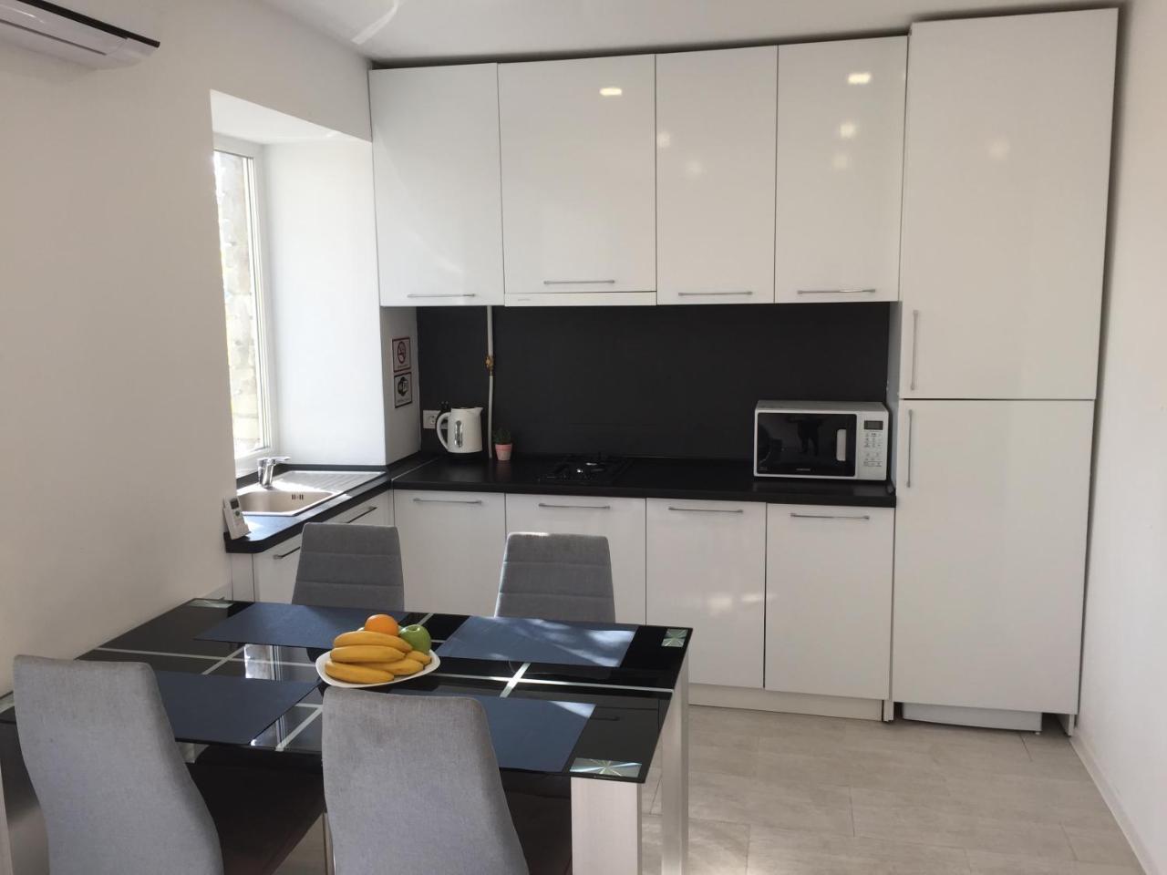 Top View Apartment In The Center Херсон Екстериор снимка