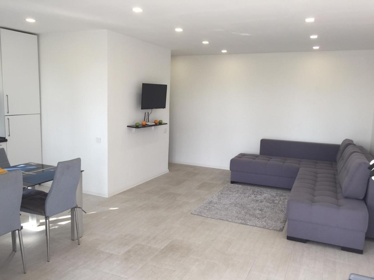 Top View Apartment In The Center Херсон Екстериор снимка