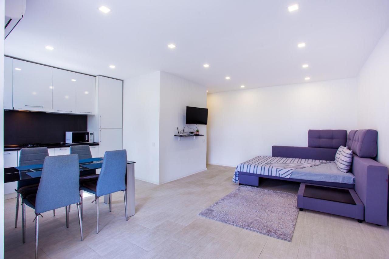 Top View Apartment In The Center Херсон Екстериор снимка